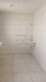Apartamento no Condomínio Alameda real no Marivam.