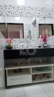 Casa para vender com 2 Quartos, sedo 1 Suíte no Bairro Pereira Lobo em Aracaju