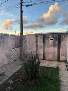 Casa Para Vender com 4 quartos 1 suítes no bairro Olaria em Aracaju