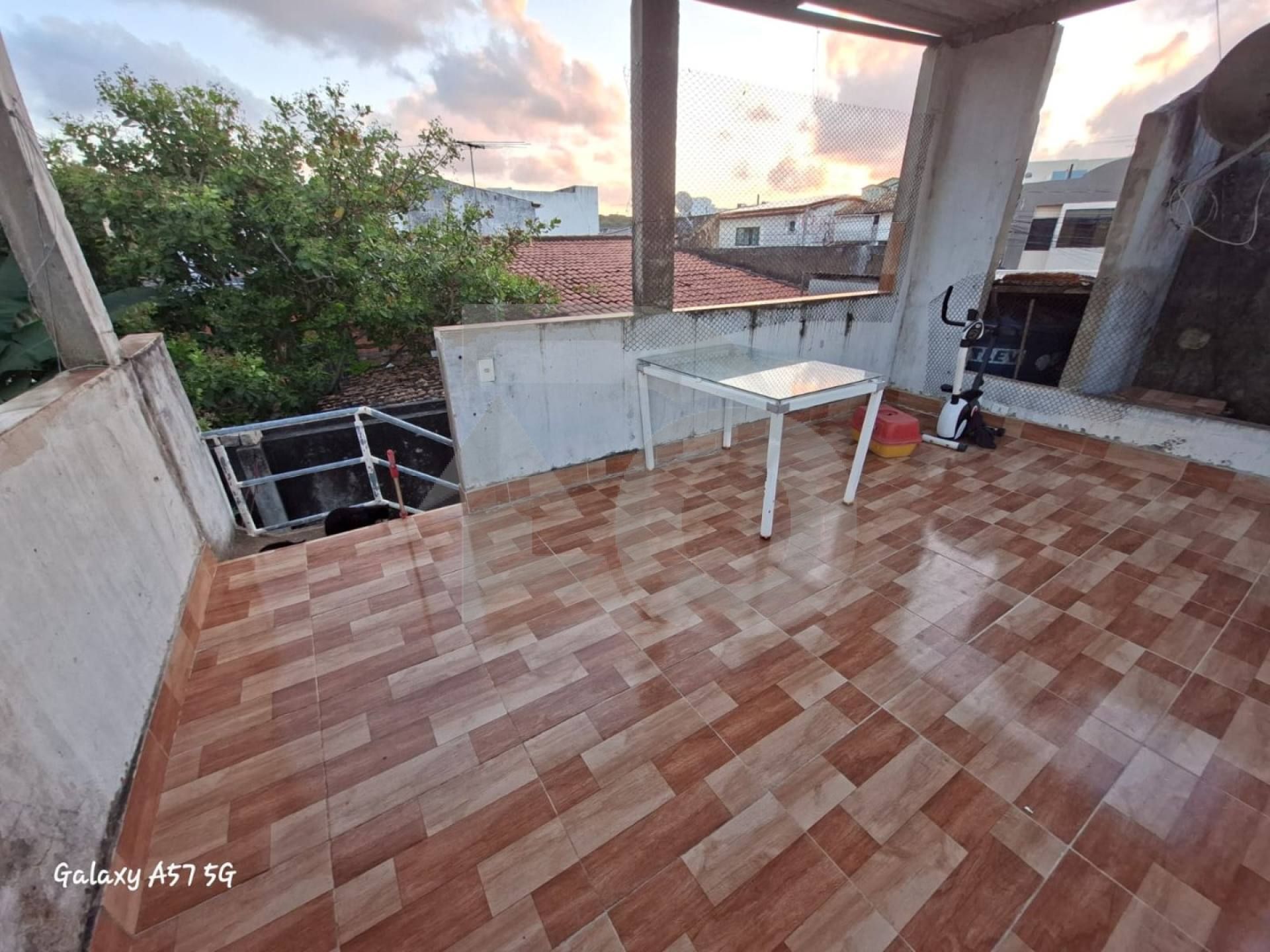 Casa para vender com 2 Quartos, sendo 1 Suíte no Bairro Jabotiana em Aracaju