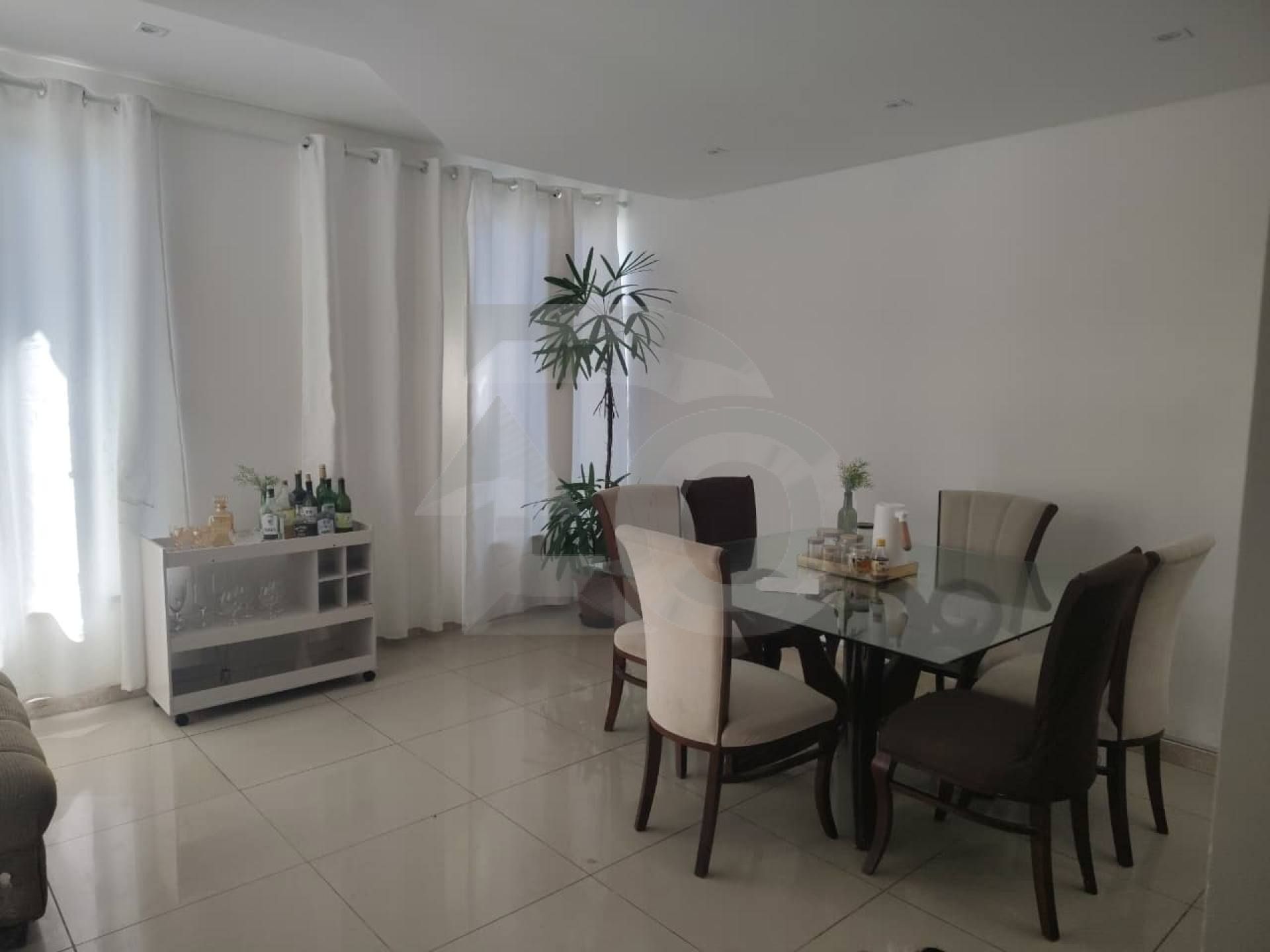 Casa para vender com 4 Quartos, sendo 3 Suítes no Bairro Luzia em Aracaju