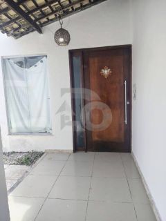 Casa para vender com 4 Quartos, sendo 3 Suítes no Bairro Luzia em Aracaju