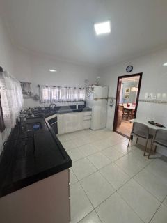 Casa de Condomínio para vender com 5 Quartos, sendo 3 Suítes no Bairro Mosqueiro em Aracaju