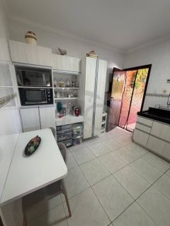 Casa de Condomínio para vender com 5 Quartos, sendo 3 Suítes no Bairro Mosqueiro em Aracaju