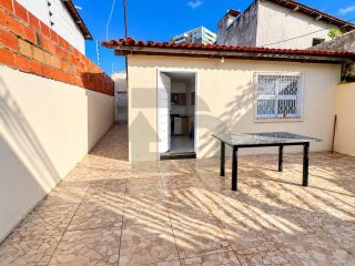 Casa para vender com 2 Quartos, sendo 1 Suíte no Bairro Luzia em Aracaju