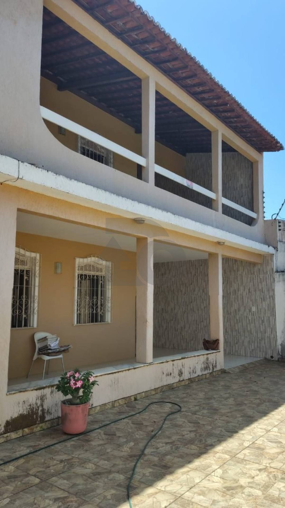 Casa Duplex para vender com 4 Quartos, sendo 2 Suítes no Bairro Inácio Barbosa em Aracaju