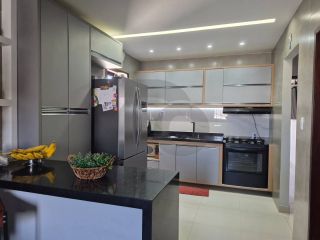 Casa para vender com 2 Quartos, sendo 1 Suíte no Bairro Aruana em Aracaju