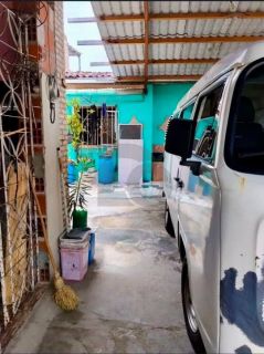 Casa para vender com 4 Quartos, sendo 1 Suíte no Bairro Santos Dumont em Aracaju