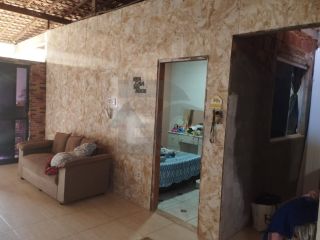 Casa para vender com 3 Quartos, sendo 1 Suíte no Bairro Dom Luciano em Aracaju
