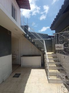 Casa para vender com 5 Quartos, sendo 1 Suíte no Bairro Luzia em Aracaju