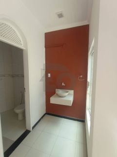 Casa para vender com 5 Quartos, sendo 1 Suíte no Bairro Luzia em Aracaju