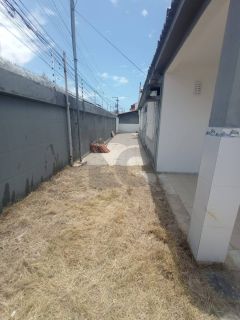 Casa para vender com 5 Quartos, sendo 1 Suíte no Bairro Luzia em Aracaju