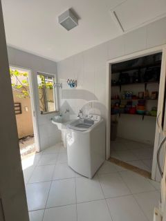Casa de Condomínio para vender com 4 Quartos, sendo 2 Suítes no Bairro Robalo em Aracaju
