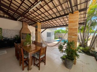Casa de Condomínio para vender com 4 Quartos, sendo 2 Suítes no Bairro Robalo em Aracaju