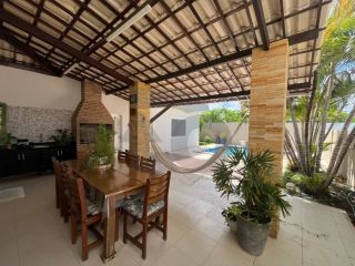 Casa de Condomínio para vender com 4 Quartos, sendo 3 Suítes no Bairro Robalo em Aracaju