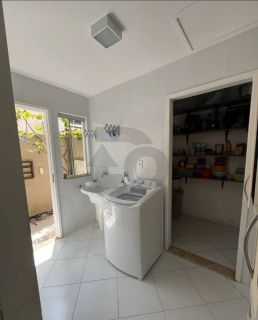 Casa de Condomínio para vender com 4 Quartos, sendo 3 Suítes no Bairro Robalo em Aracaju
