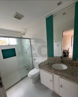 Casa de Condomínio para vender com 4 Quartos, sendo 3 Suítes no Bairro Robalo em Aracaju