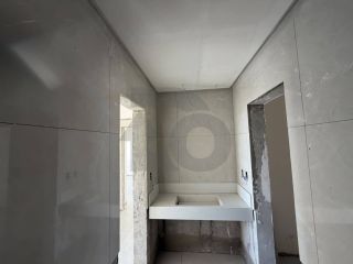 Casa de Condomínio para vender com 3 Quartos, sendo 3 Suítes no Bairro Olhos d`Água na Barra Dos Coqueiros