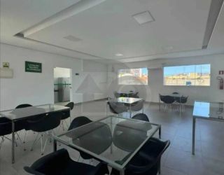 Apartamento para vender com 2 Quartos no Bairro Farolândia em Aracaju