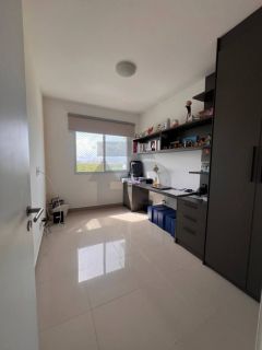 Apartamento para vender com 3 Quartos, sendo 1 Suíte no Bairro Farolândia em Aracaju