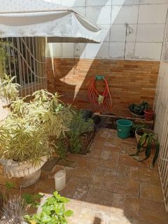 Casa para vender com 3 quartos, sendo um suíte no bairro Aruana em Aracaju.