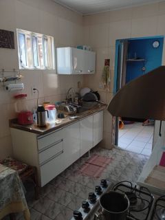Casa para vender com 3 quartos, sendo um suíte no bairro Aruana em Aracaju.