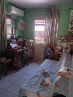 Casa para vender com 3 quartos, sendo um suíte no bairro Aruana em Aracaju.