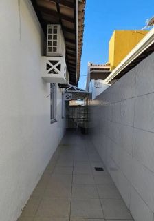 Casa de Condomínio para vender com 3 quartos, 1 suíte no bairro Aeroporto em Aracaju.