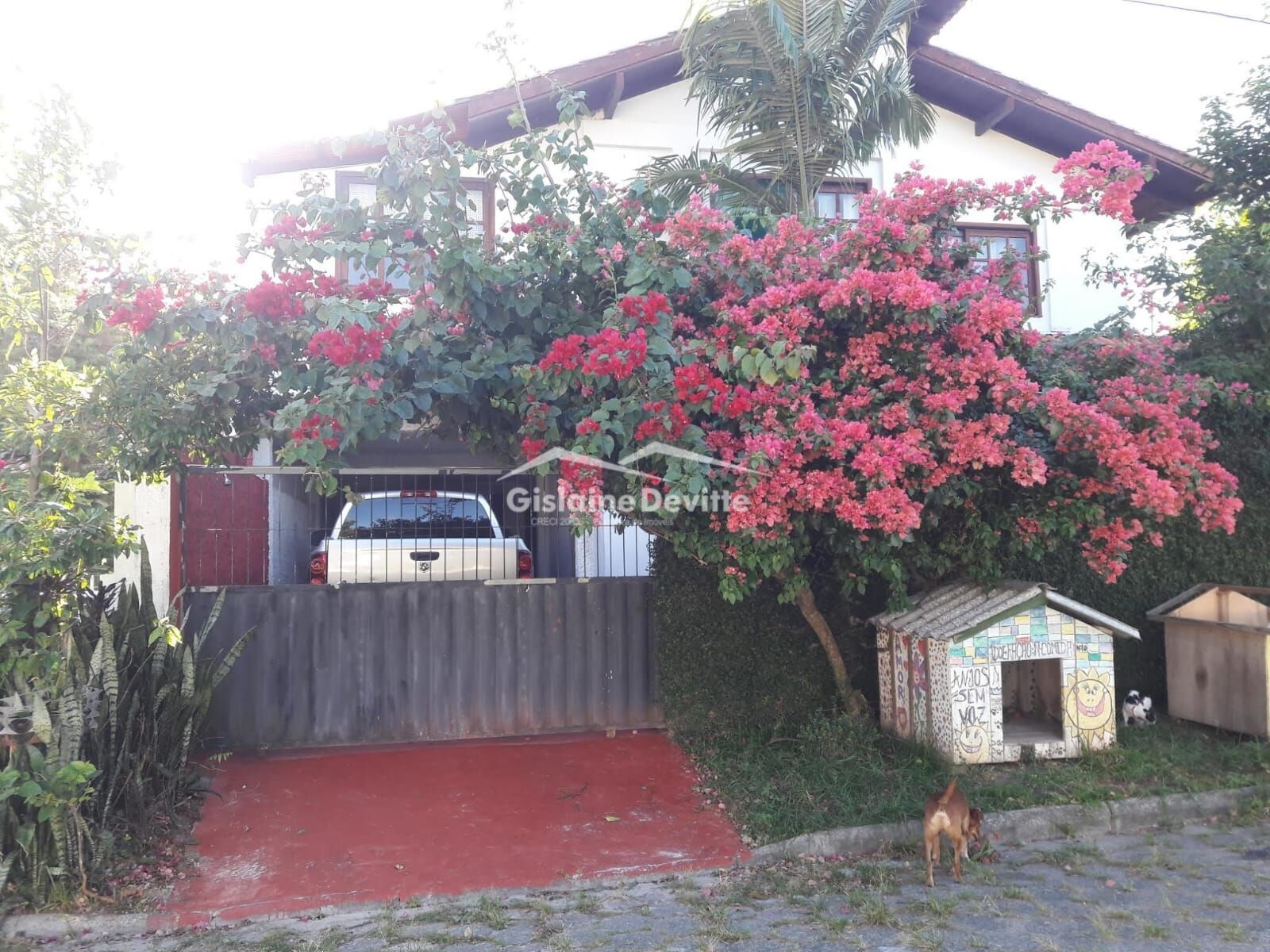 Sobrado à venda no bairro Morrinhos em Bombinhas/SC