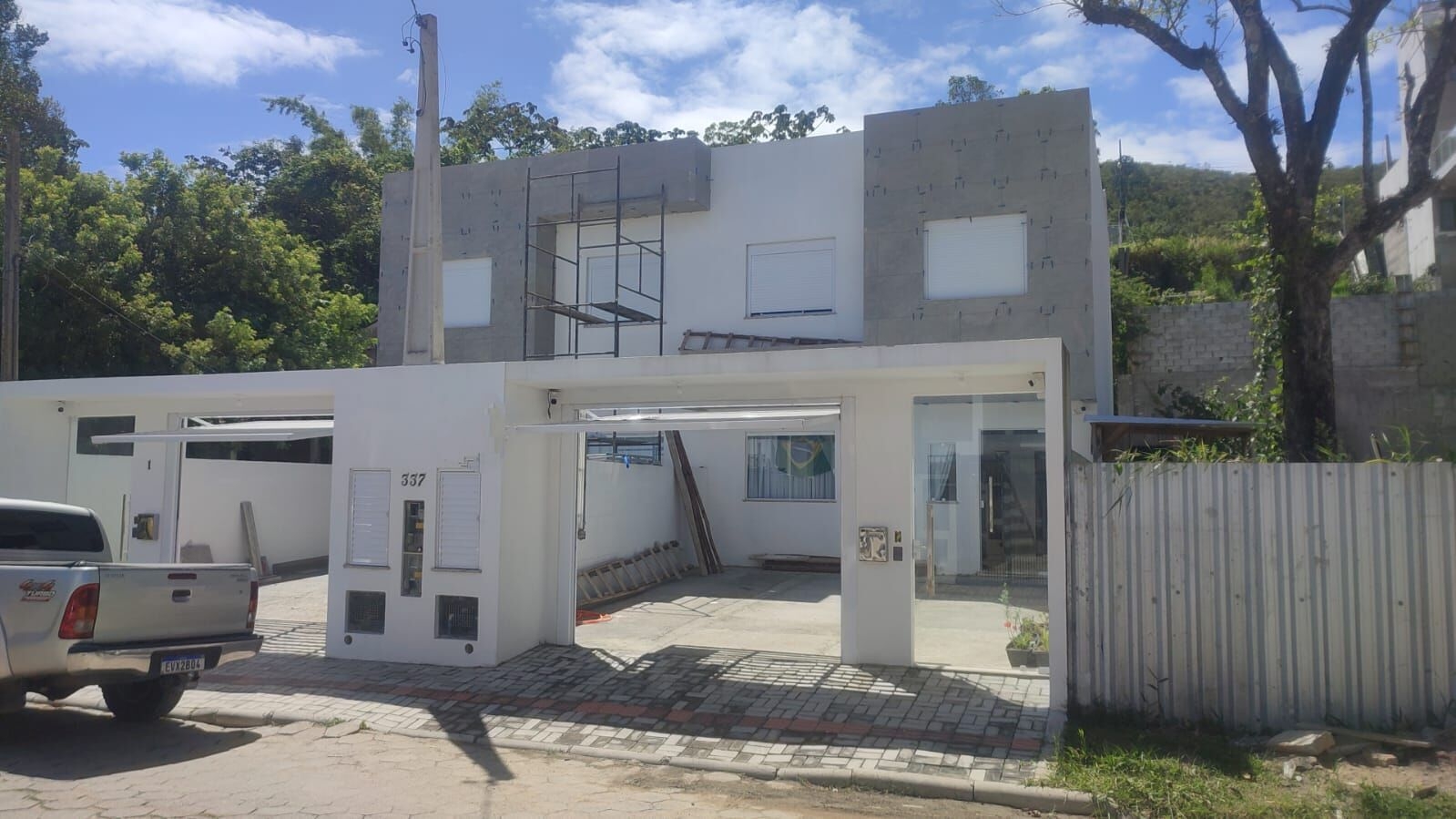 Sobrado à venda no bairro Vila Nova em Porto Belo/SC