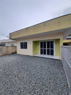 Casa à venda no bairro Alto São Bento - Itapema/SC