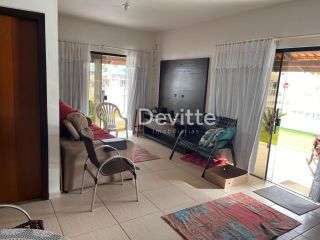 Casa à venda no bairro Zimbros em Bombinhas/SC