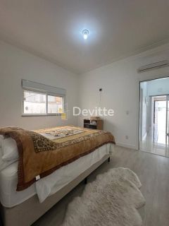 Casa Alto Padrão com 3 quartos e uma suíte com closet no Loteamento Mata Atlântica