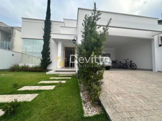 Casa Alto Padrão com 3 quartos e uma suíte com closet no Loteamento Mata Atlântica