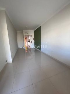 Casa em excelente localização com dois quartos e área de festas com piscina no Loteamento Mata Atlântica