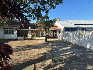 Casa à venda em Zimbros - Bombinhas/SC.