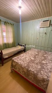 Casa à venda em Zimbros - Bombinhas/SC.