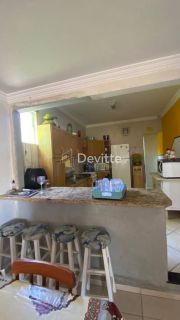 Casa à venda em Zimbros - Bombinhas/SC.