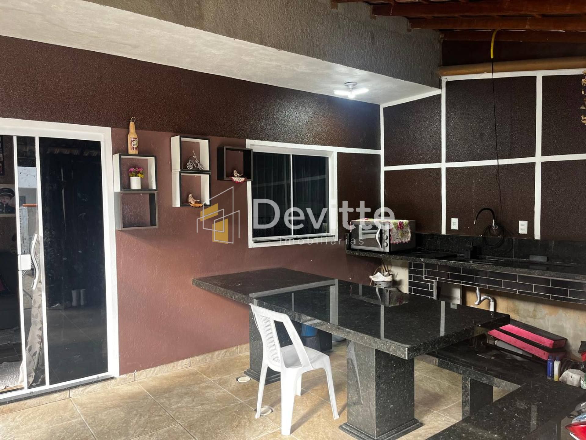 Casa à venda em Zimbros - Bombinhas/SC.