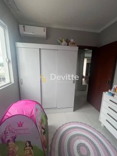 Apartamento mobiliado à venda com 2 quartos sendo 1 suíte no bairro Universitario em Tijucas