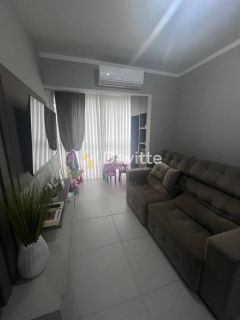 Apartamento mobiliado à venda com 2 quartos sendo 1 suíte no bairro Universitario em Tijucas