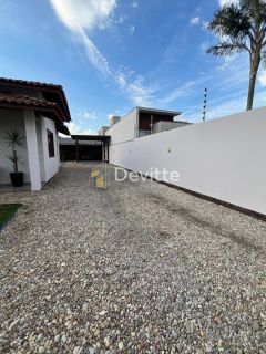 Casa com 3 quartos, piscina e espaço gourmet no Loteamento  Mata Atlântica