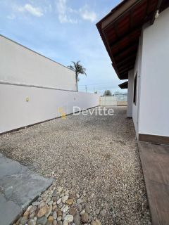 Casa com 3 quartos, piscina e espaço gourmet no Loteamento  Mata Atlântica