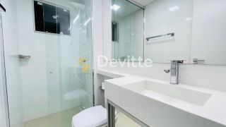 Apartamento em excelente localização com 2 quartos 1 suíte no bairro Universitario em Tijucas