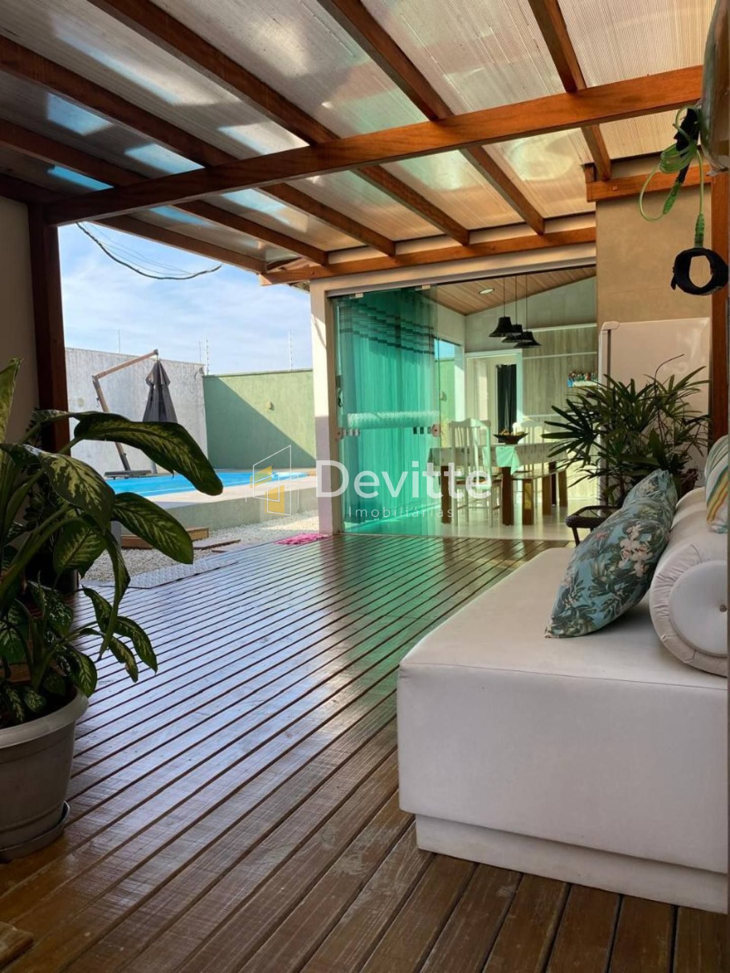 Casa à Venda – 3 Dormitórios (1 Suíte) | Oportunidade para Morar e Empreender!