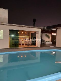 Casa à Venda – 3 Dormitórios (1 Suíte) | Oportunidade para Morar e Empreender!