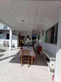 Casa Residencial + sala comercial  à Venda – 3 Suítes | Amplo Espaço | Duas Frentes