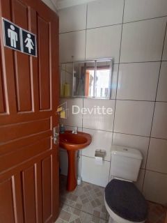Casa Residencial + sala comercial  à Venda – 3 Suítes | Amplo Espaço | Duas Frentes