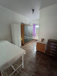 Casa Residencial + sala comercial  à Venda – 3 Suítes | Amplo Espaço | Duas Frentes