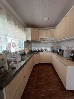 Casa Residencial + sala comercial  à Venda – 3 Suítes | Amplo Espaço | Duas Frentes